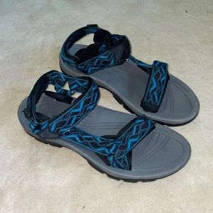 Atika Sandles